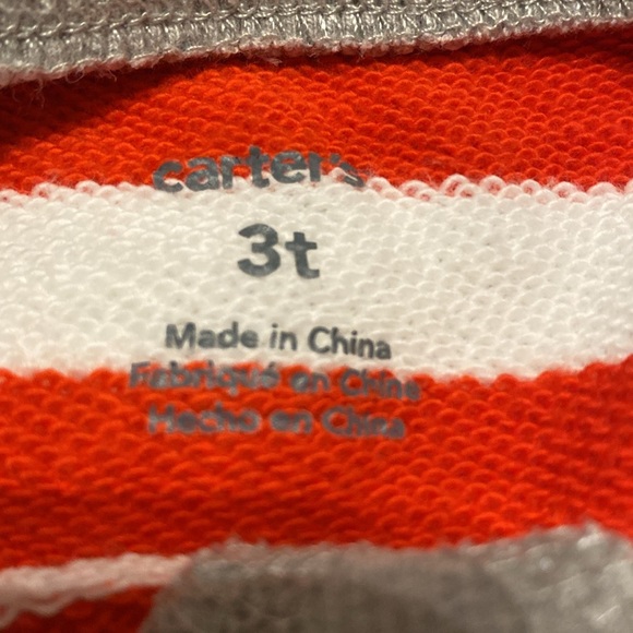 Girl’s Size 3 Bundle: Green & White Hooded T-Shirt & Red & White Sweatshirt - Picture 7 of 10